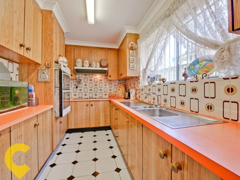 2/8 Louis Street, Annerley QLD 4103