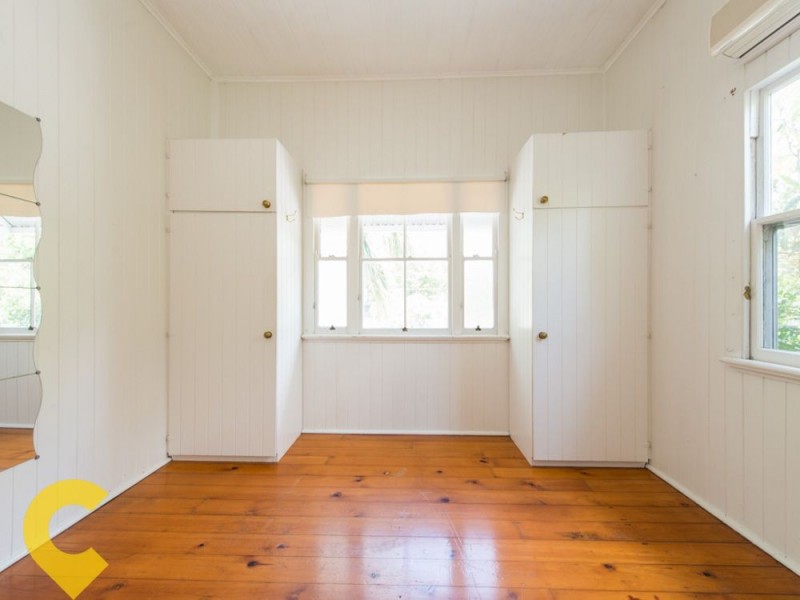 266 Bennetts Road, Norman Park QLD 4170