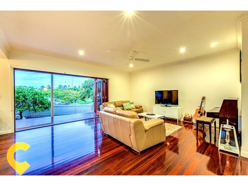 12 Esher St, Tarragindi QLD 4121