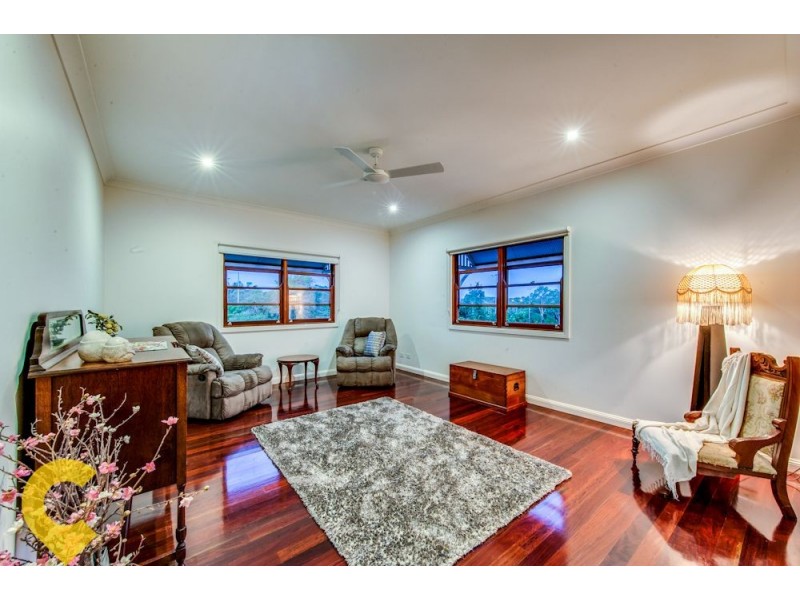 12 Esher St, Tarragindi QLD 4121