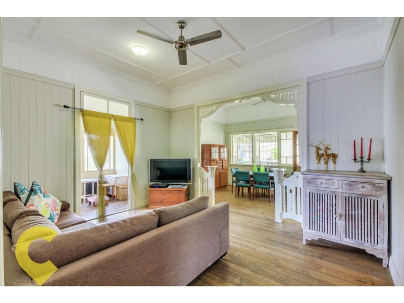 283 Wynnum Road, Norman Park QLD 4170