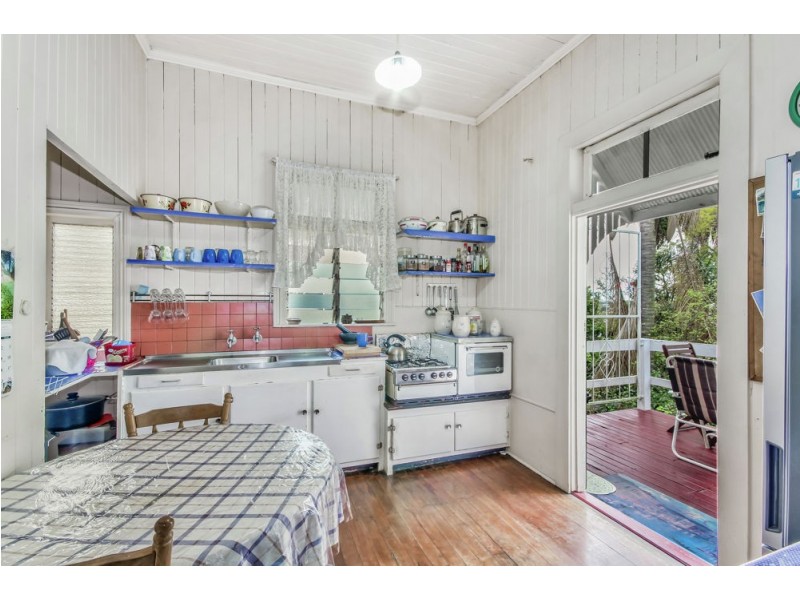 19 Kirkland Avenue, Coorparoo QLD 4151