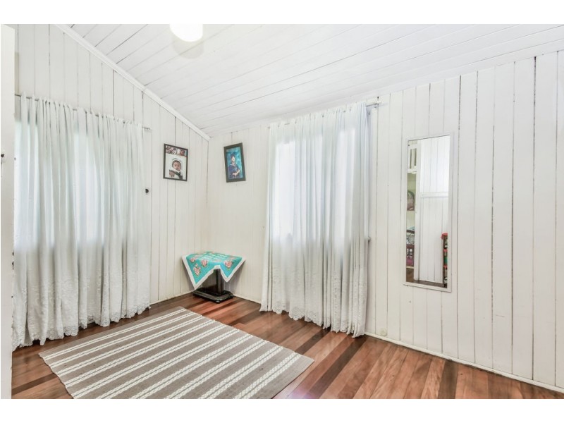 19 Kirkland Avenue, Coorparoo QLD 4151