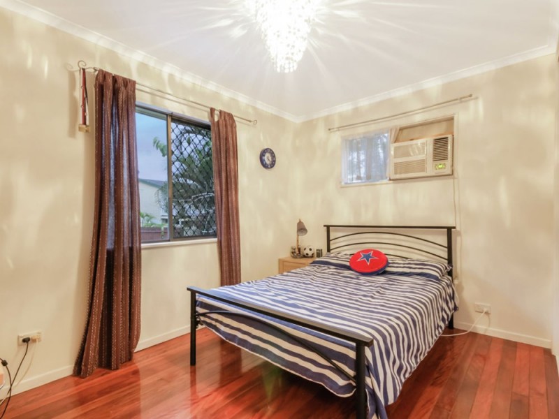 19 Condong Street, Mansfield QLD 4122