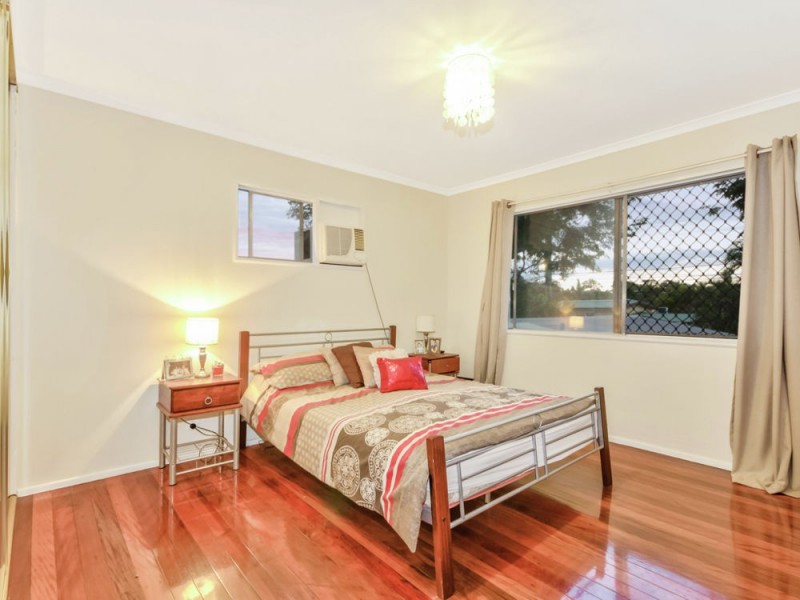 19 Condong Street, Mansfield QLD 4122