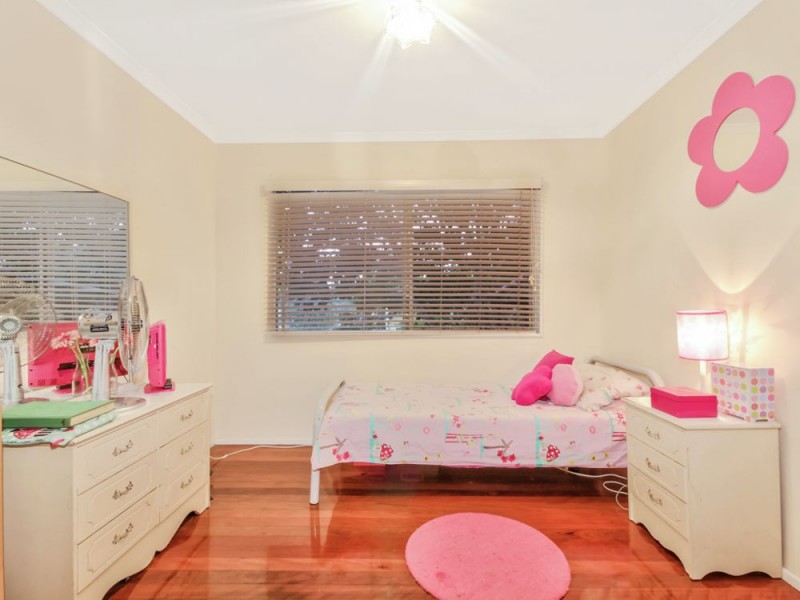 19 Condong Street, Mansfield QLD 4122