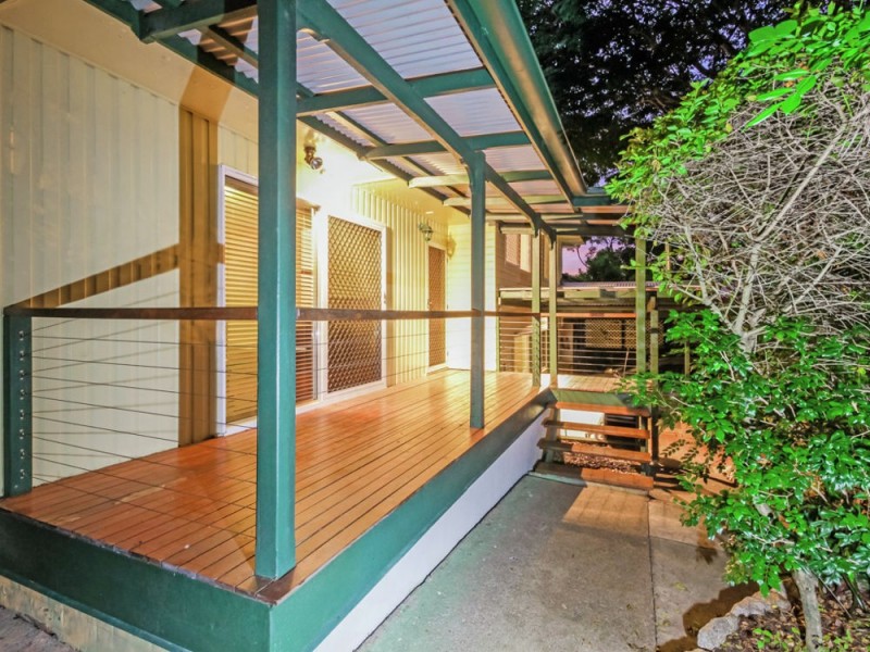 19 Condong Street, Mansfield QLD 4122