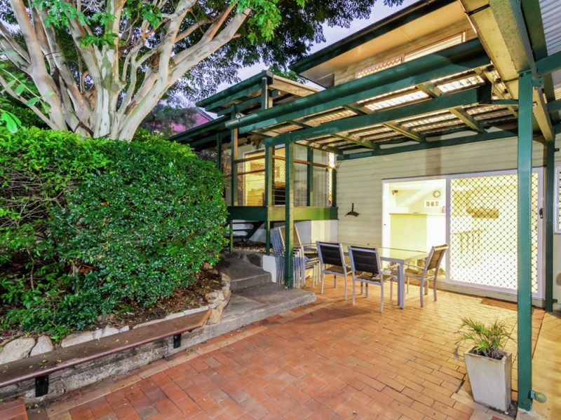 19 Condong Street, Mansfield QLD 4122