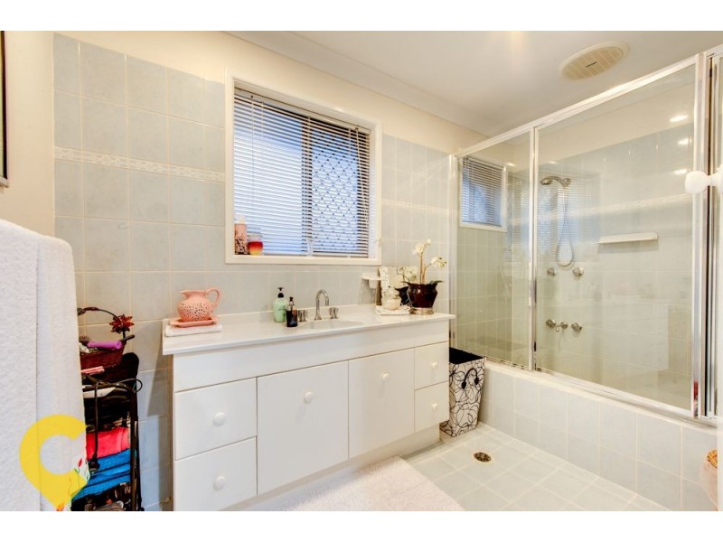 816 Musgrave Road, Robertson QLD 4109