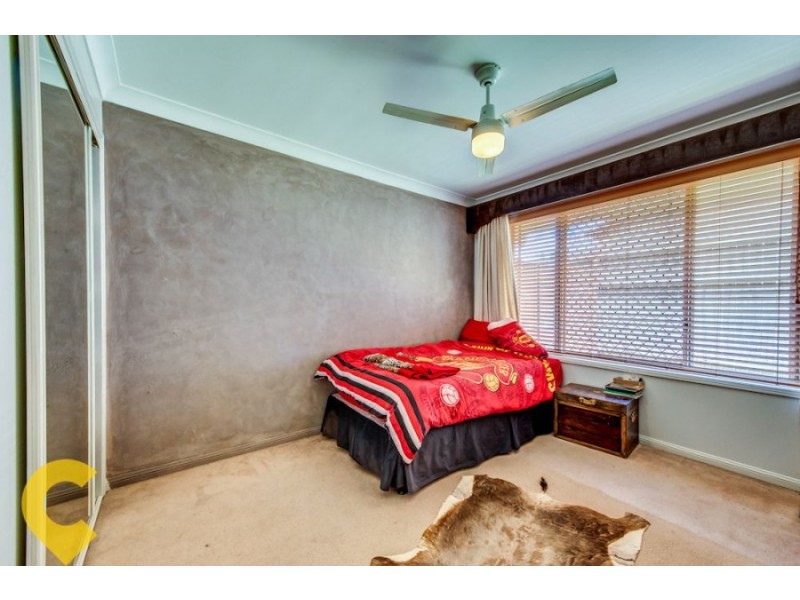 15 Daphne Place, Wakerley QLD 4154