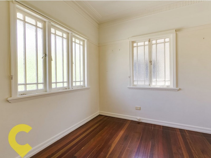 38 Douglas Street, Greenslopes QLD 4120