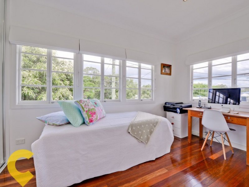 137 Kamarin Street, Manly West QLD 4179