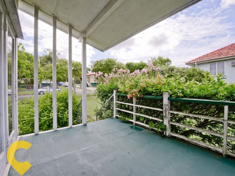 45 Layard Street, Holland Park QLD 4121