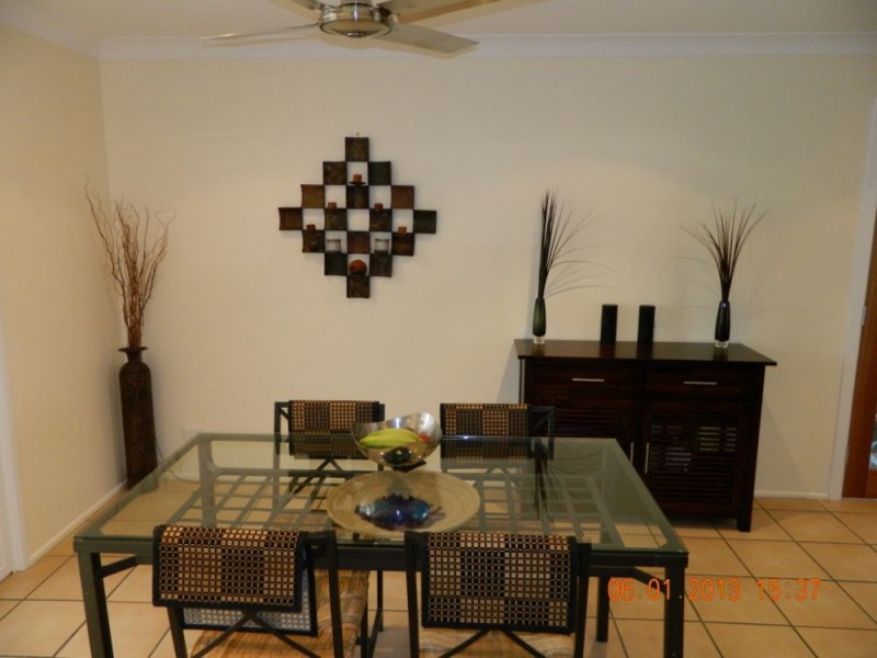 z42 Chateau Street, Calamvale QLD 4116