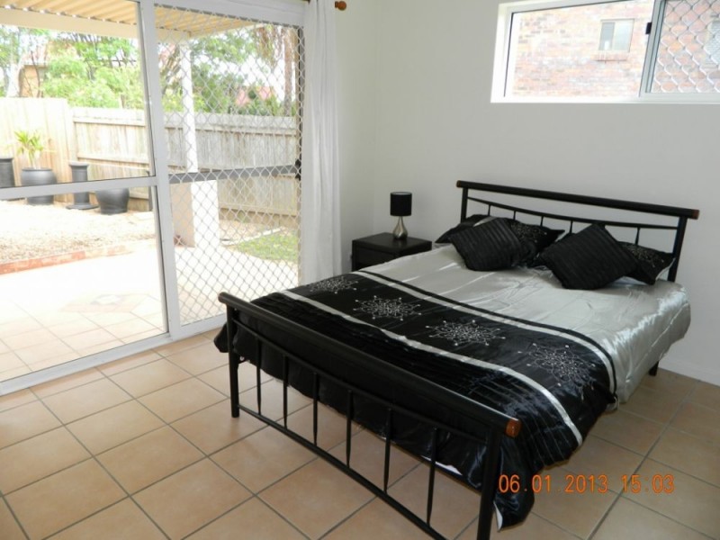 z42 Chateau Street, Calamvale QLD 4116