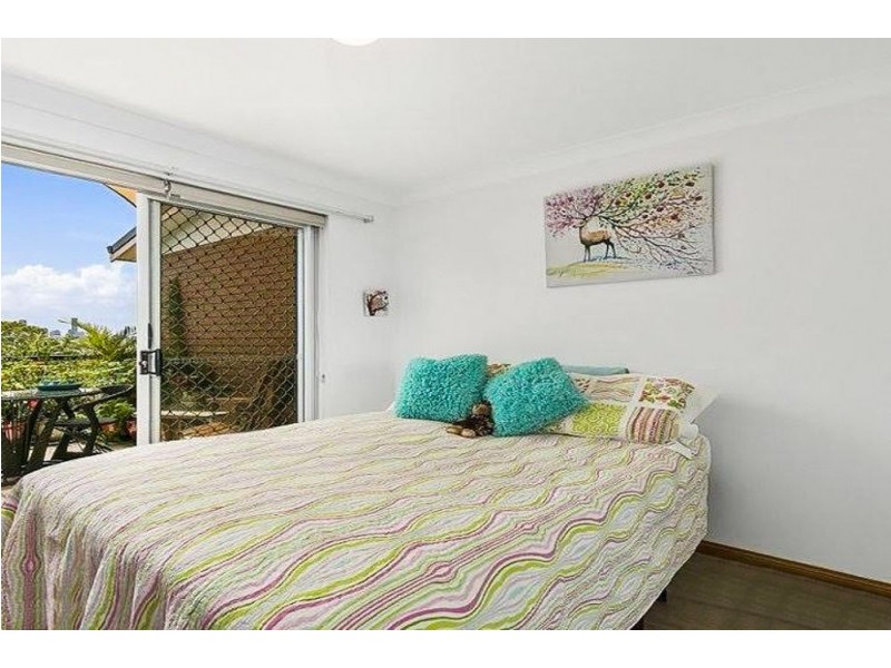 8/14 Douglas St, Greenslopes QLD 4120