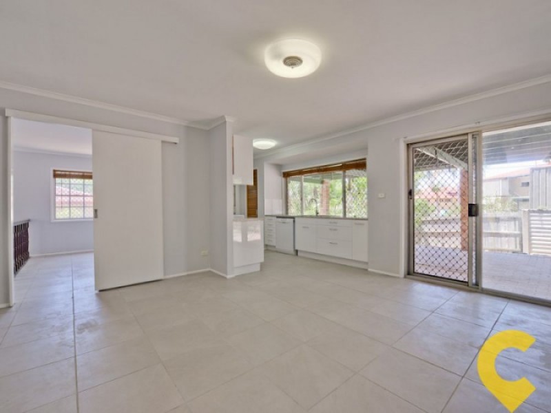 1023 Creek Road, Carindale QLD 4152