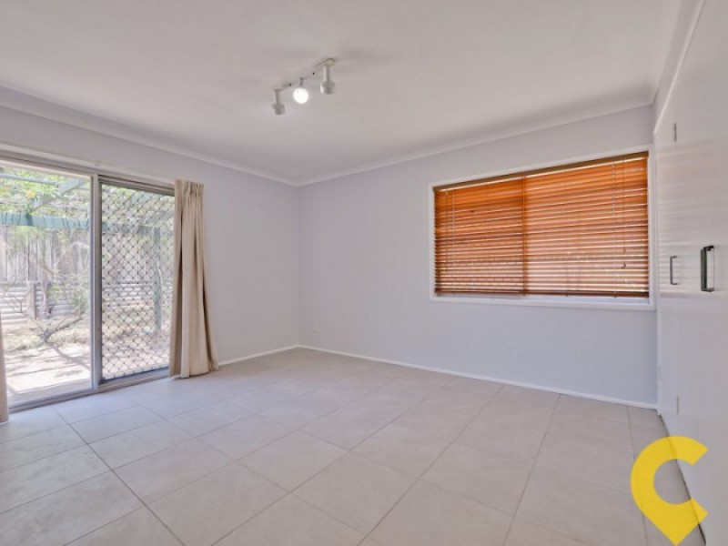 1023 Creek Road, Carindale QLD 4152