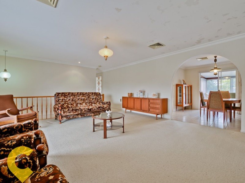 4 Fulton St, Wishart QLD 4122