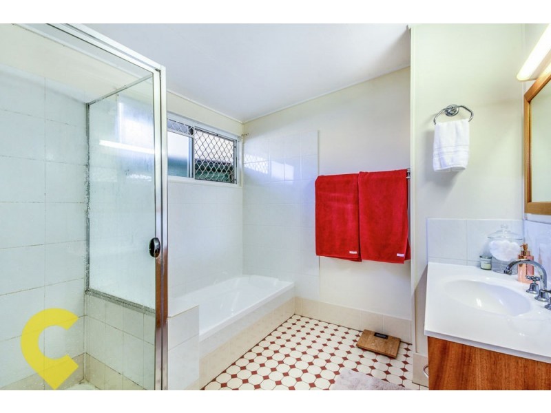 2 Rothwell Street, Mount Gravatt East QLD 4122