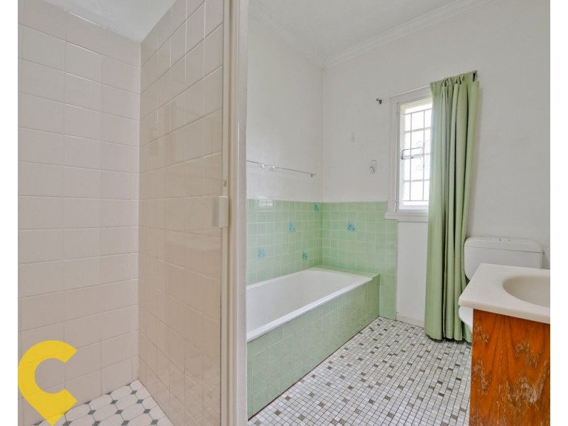 55 Rolle Street, Holland Park West QLD 4121