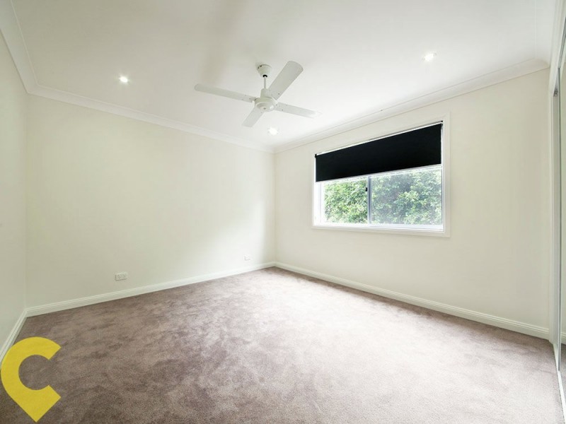 2 Dewberry Place, Bridgeman Downs QLD 4035