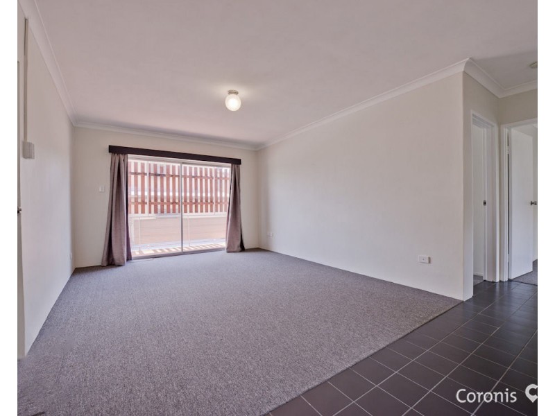 4/302 Cavendish Rd, Coorparoo QLD 4151