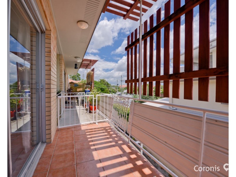 4/302 Cavendish Rd, Coorparoo QLD 4151