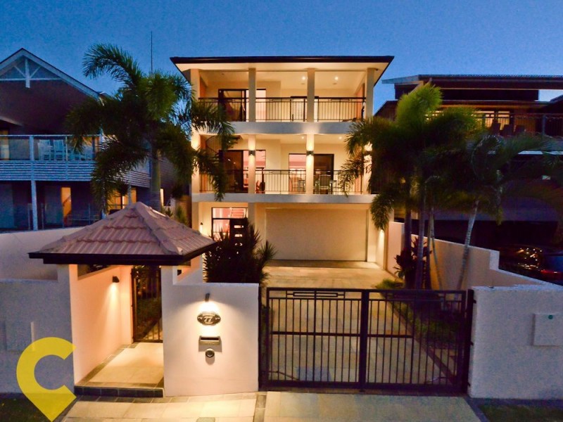 77 Newman Avenue, Camp Hill QLD 4152