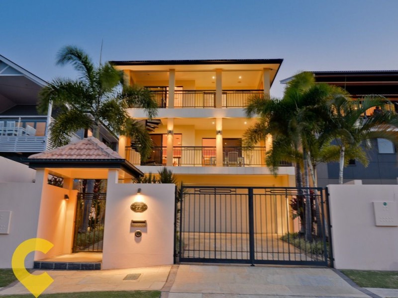 77 Newman Avenue, Camp Hill QLD 4152