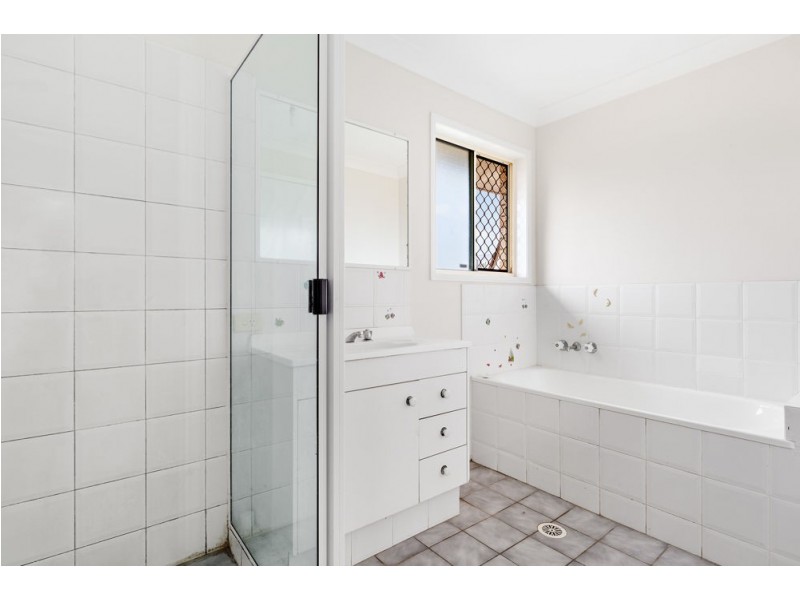 32 Greenfield Street, Eagleby QLD 4207