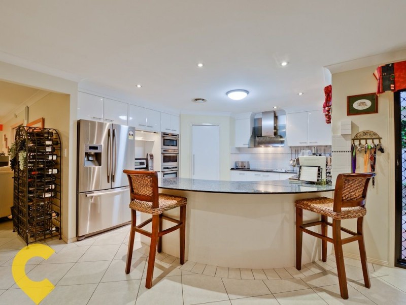 15 Pleasant Place, Wishart QLD 4122