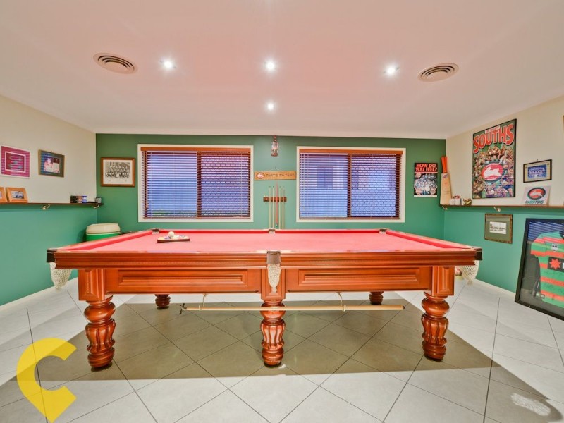 15 Pleasant Place, Wishart QLD 4122