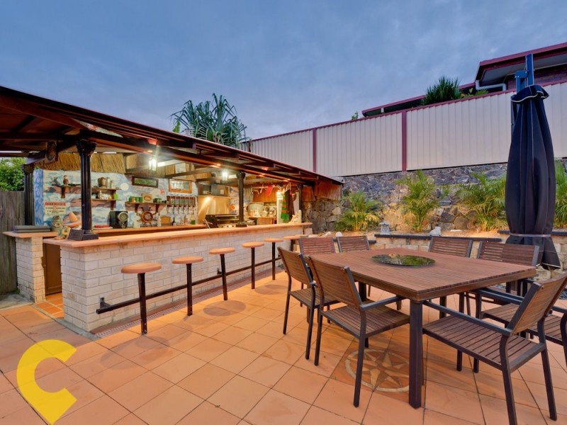 15 Pleasant Place, Wishart QLD 4122