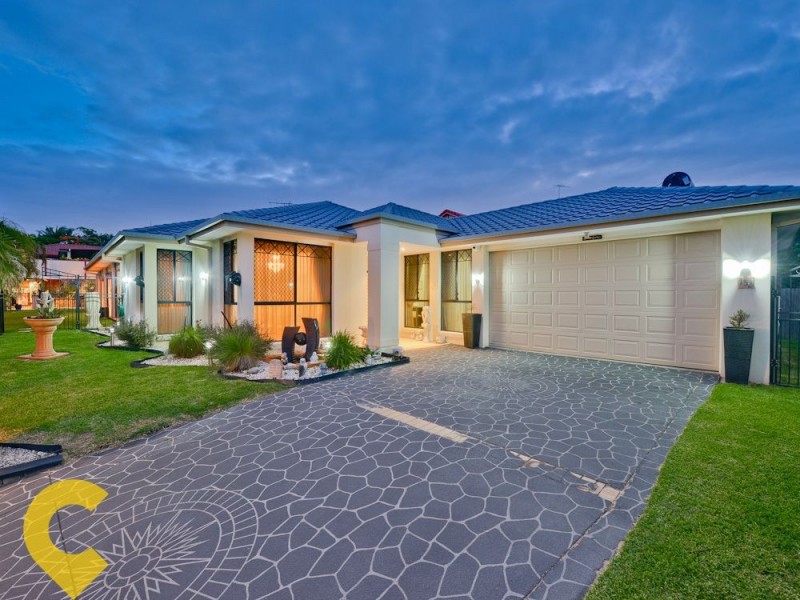 15 Pleasant Place, Wishart QLD 4122