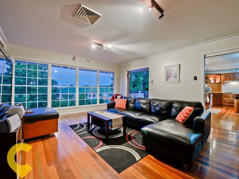 43 Nicholson Street, Greenslopes QLD 4120