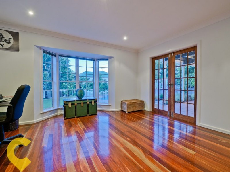 43 Nicholson Street, Greenslopes QLD 4120