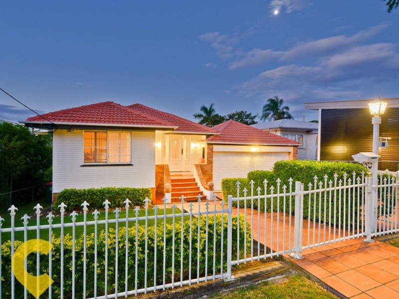 43 Nicholson Street, Greenslopes QLD 4120