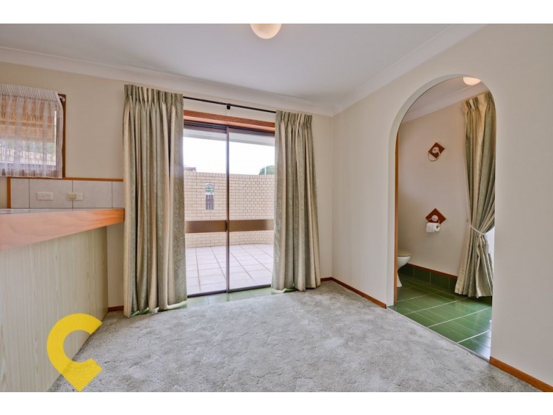 65 Bedivere Street, Carindale QLD 4152