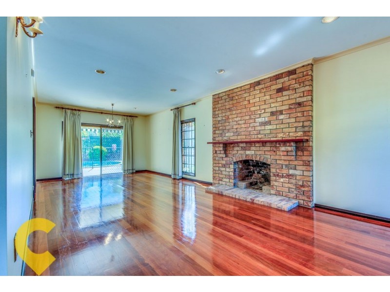 10 Parnassus Street, Robertson QLD 4109