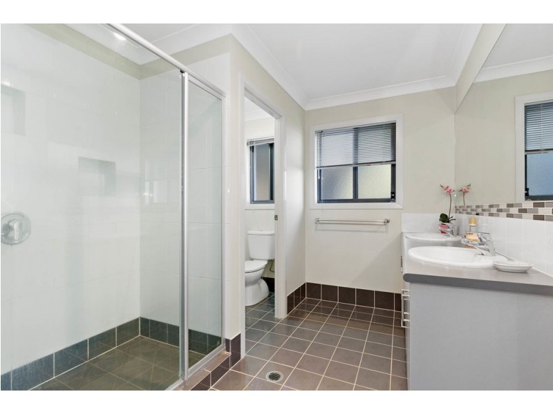 17 Moreton Road, Thornlands QLD 4164