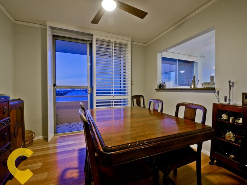 12/84 Norman Crescent, Norman Park QLD 4170