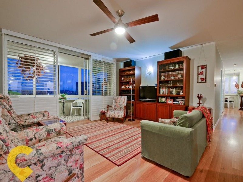12/84 Norman Crescent, Norman Park QLD 4170