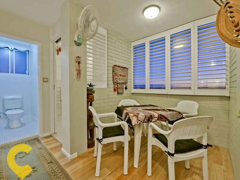 12/84 Norman Crescent, Norman Park QLD 4170