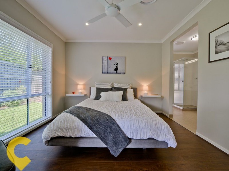 49 Foxwood Circuit, Wakerley QLD 4154