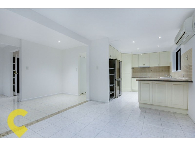 1 Muirfield Street, Macgregor QLD 4109