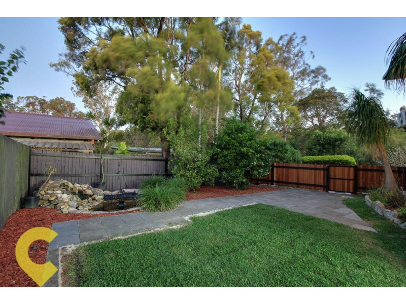1 Muirfield Street, Macgregor QLD 4109