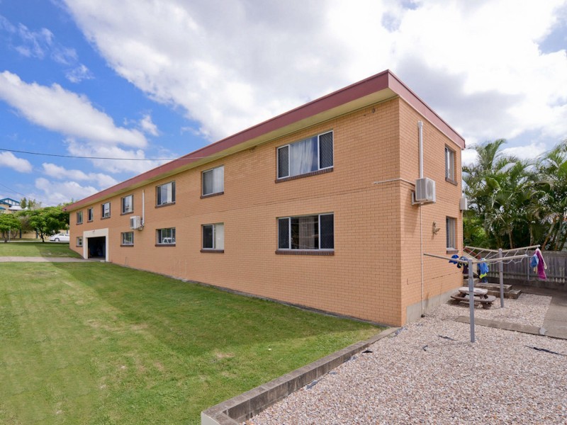 1/10 Bovelles Street, Camp Hill QLD 4152