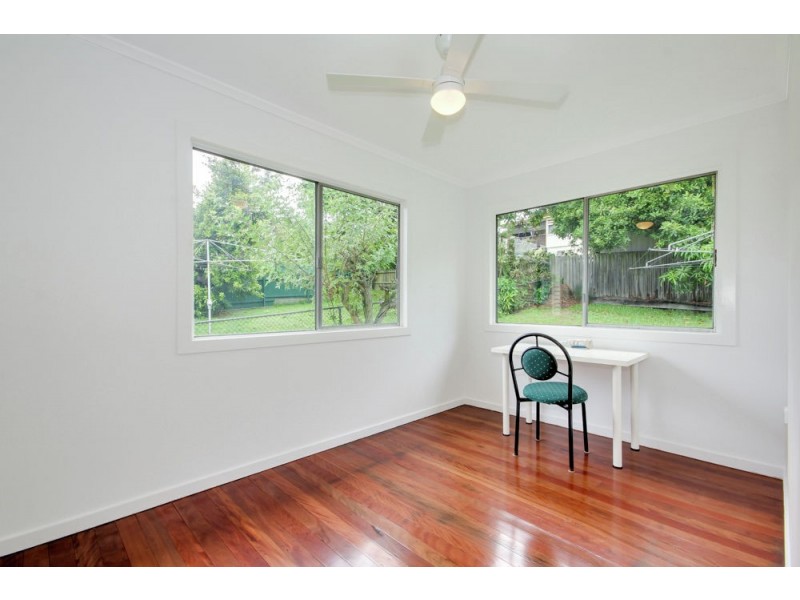 92 Cedar Street, Greenslopes QLD 4120