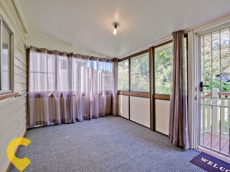 12 Broadmere Street, Annerley QLD 4103